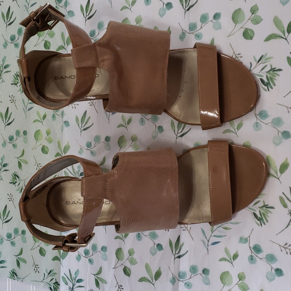 Bandolino/ Size 10/ Tan